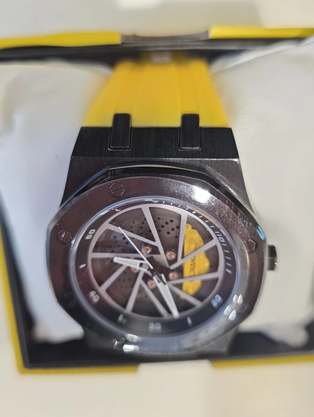334.  Invicta Speedway Rim Men's Watch - 42mm.Yellow (69493)